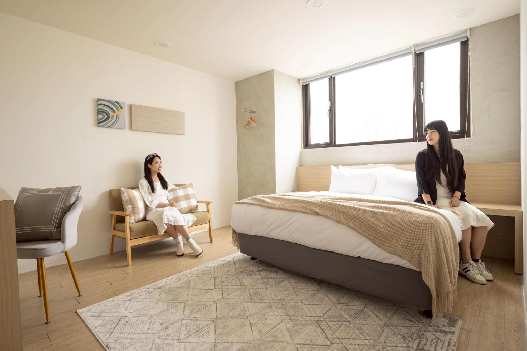 P Inn Tainan Bagian luar foto