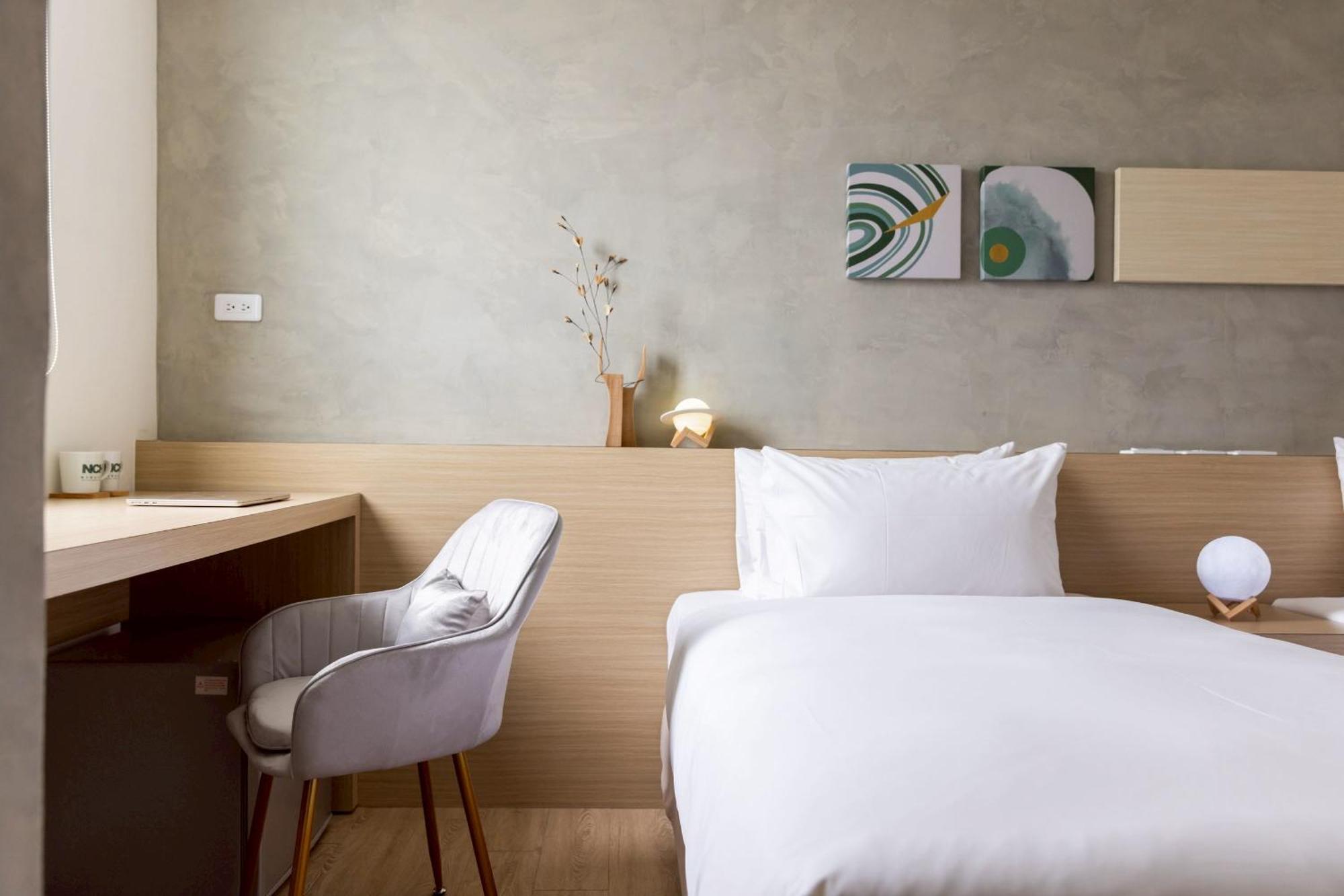P Inn Tainan Bagian luar foto