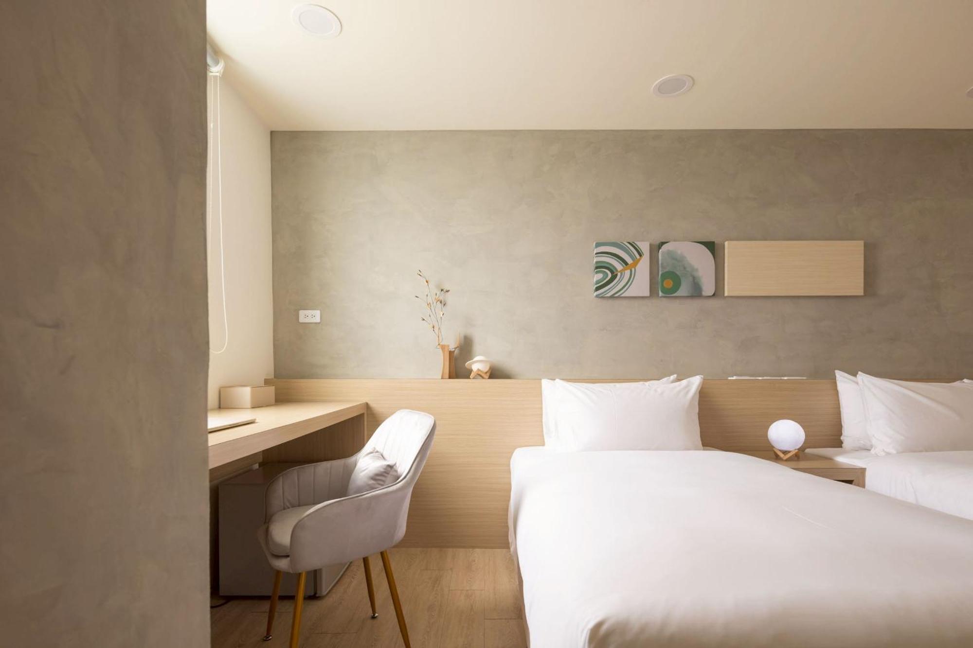 P Inn Tainan Bagian luar foto