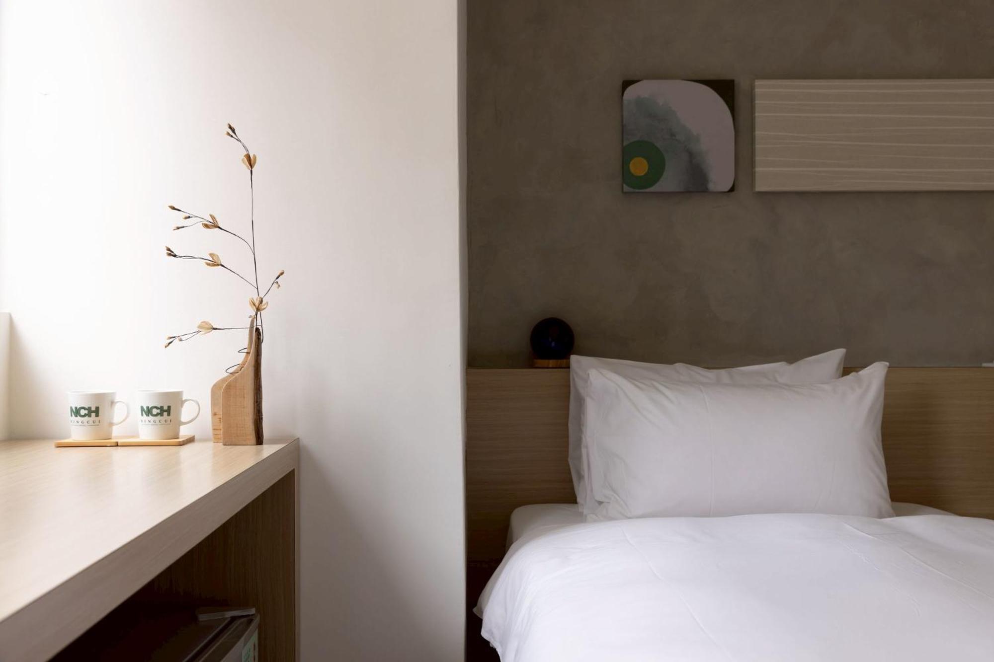 P Inn Tainan Bagian luar foto